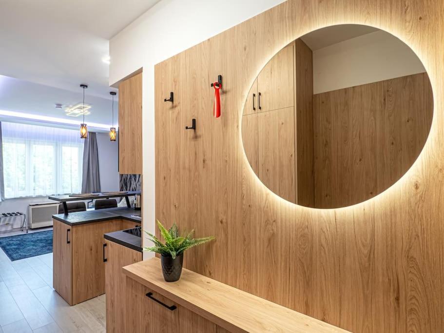 Vidra-Lak With Private Parking Apartamento Budapeste Exterior foto