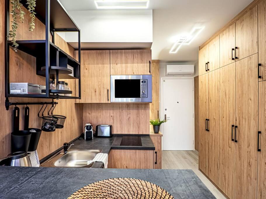 Vidra-Lak With Private Parking Apartamento Budapeste Exterior foto